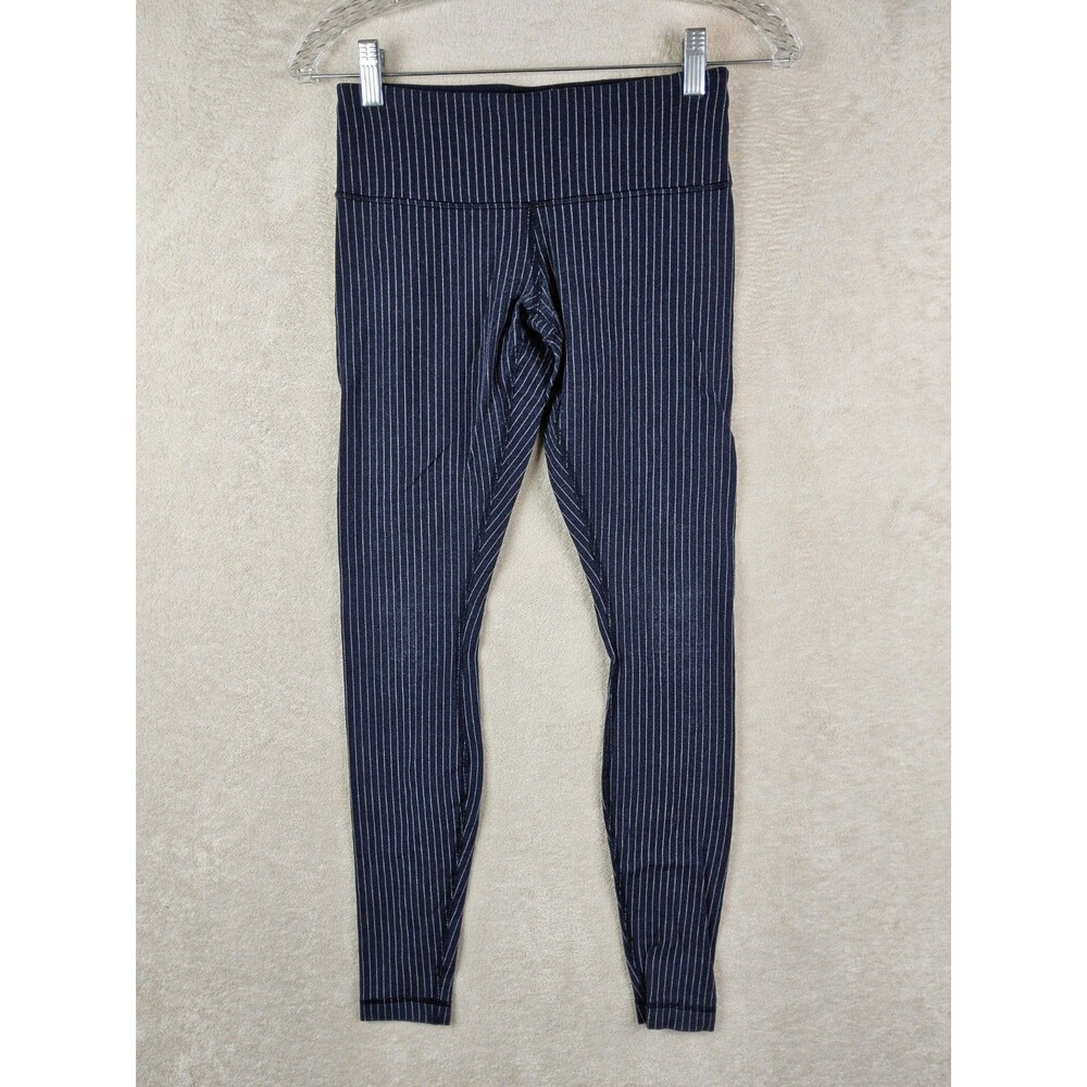 Lululemon Women’s Striped Athletic Leggings Navy White Size 4